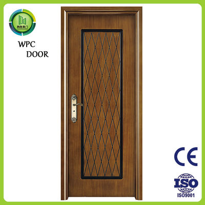 Harga yang bagus Soundproof ODM WPC Plain Flush Pintu Interior Solid Core Untuk Villa on line